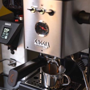 Machine à café espresso CLASSIC UP - INOX GAGGIA EG2500/00 (+ 4 x 250g de café offerts)