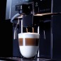 Saeco Aulika Evo Focus 10000040 + 4 kg Café offered