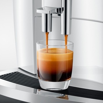 E4 Piano WHITE 15433 jura coffee machine + 2 kg of coffee offered