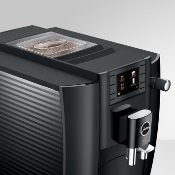 Machine à café E6 Piano Black (EC) 15437 JURA (4 x 250g de café offerts)