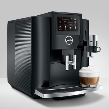 S8 Piano Black Coffee Machine 15381 - Giura + 2 kg di caffè Offerto