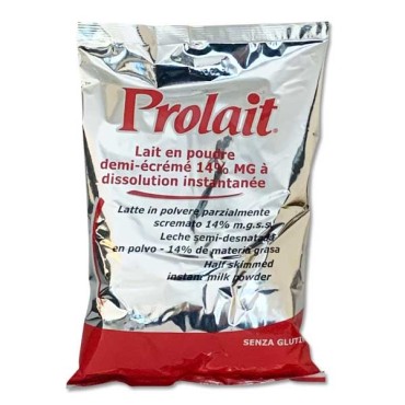 Milk in un prolie da 500 g a metà scimmied