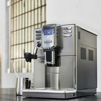 MACCHINA AUTOMATICA ALIMENTARE ANIMALE GAGGIA RI8761/01 + 2 kg di caffè Offerto