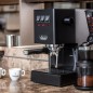 Coffee machine Espresso Classic E24 Thunder Black Gaggia Ri9481/14 + 1 kg of ground coffee offered