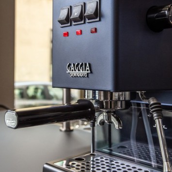 Machine à café espresso CLASSIC E24 CLASSIC BLUE GAGGIA RI9481/15 (4 x 250g de café offerts)