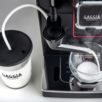 Magenta Milk Ri8701/01 Gaggia Milk Ri8701 coffee machine + 2 kg of coffee offered
