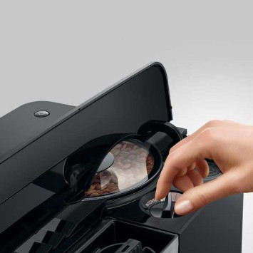 Machine à café C3 Piano Black (EA) 15599 - JURA (4 x 250g de café offerts)