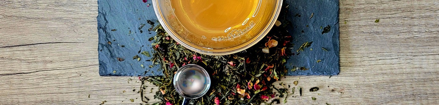 The LOMATEA loose tea range has a magnificent set